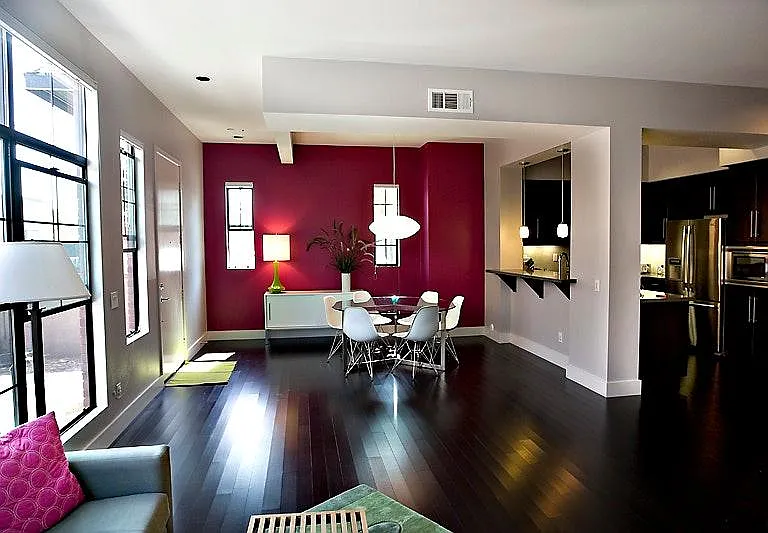529 W Maple Ave — Photo 1