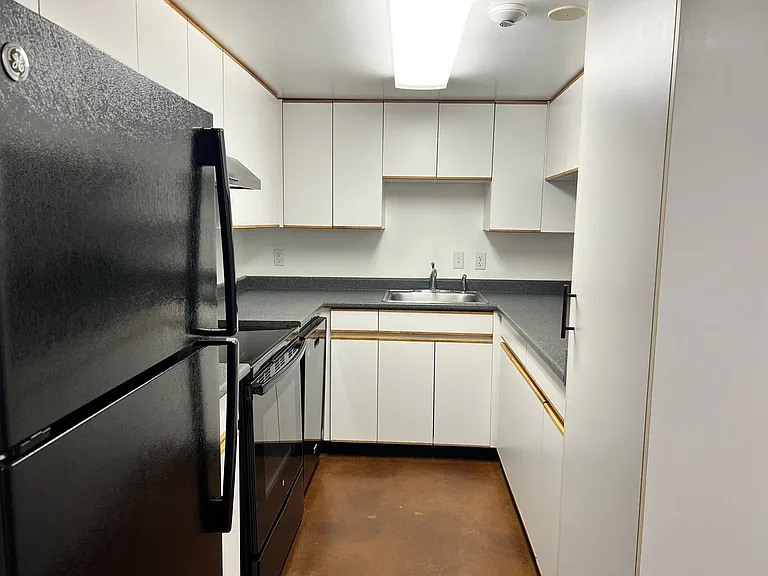 West Park Place — Photo 12