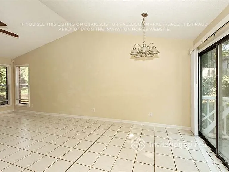 1141 Heritage Glen Dr — Photo 7