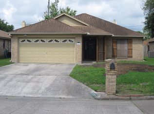 1081 Meadowridge Dr, Beaumont, TX 77706