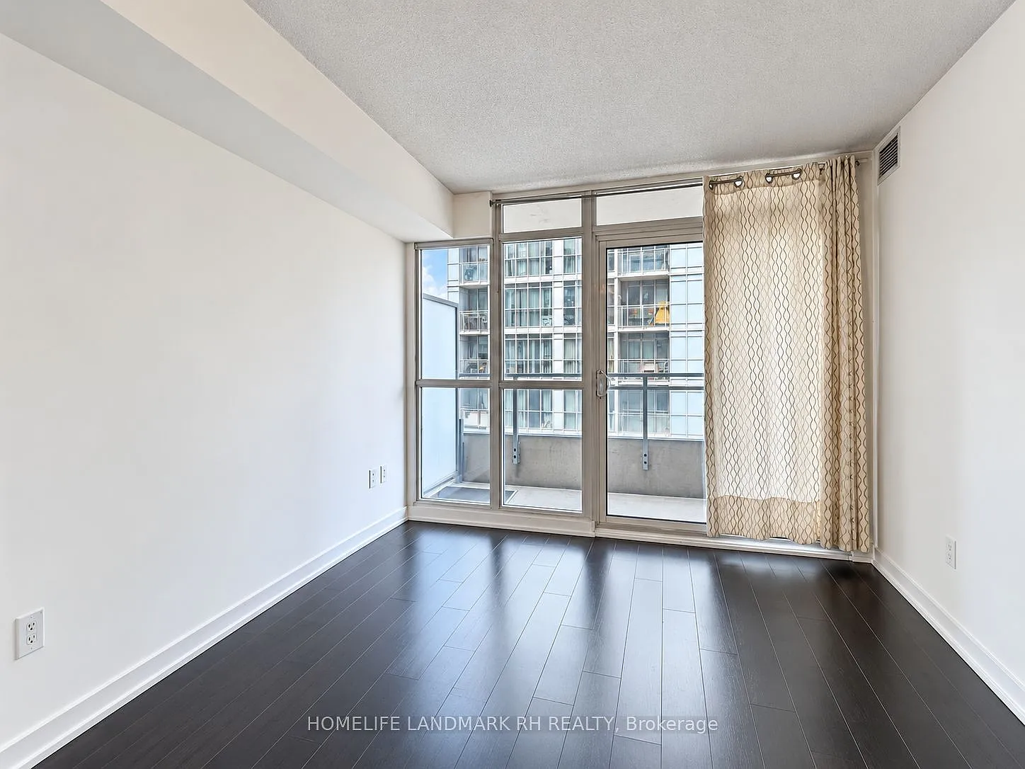 2 bed, $2,550 — Photo 4