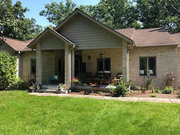 2nd image of 33176 Frank Lor Dr