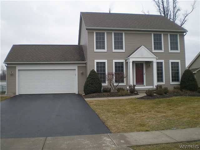 1st image of 60 Trentwood Trl N