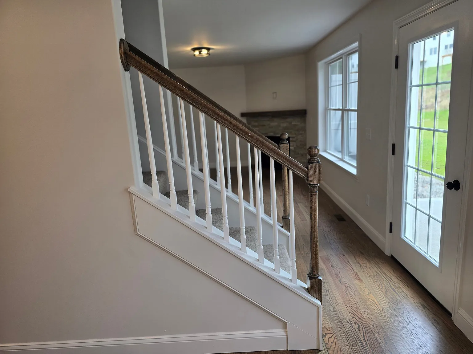 1 Dutch Drive — Photo 3