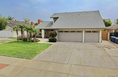3rd image of 2725 S Lassen Ave
