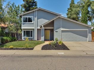 8925 Castle Park Dr, Elk Grove, CA 95624