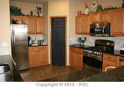 Kitchen has pantry