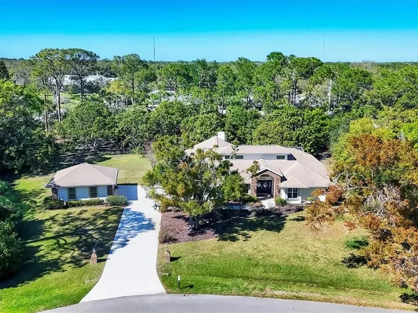 4942 Hidden Oaks Ln, Sarasota, FL 34232