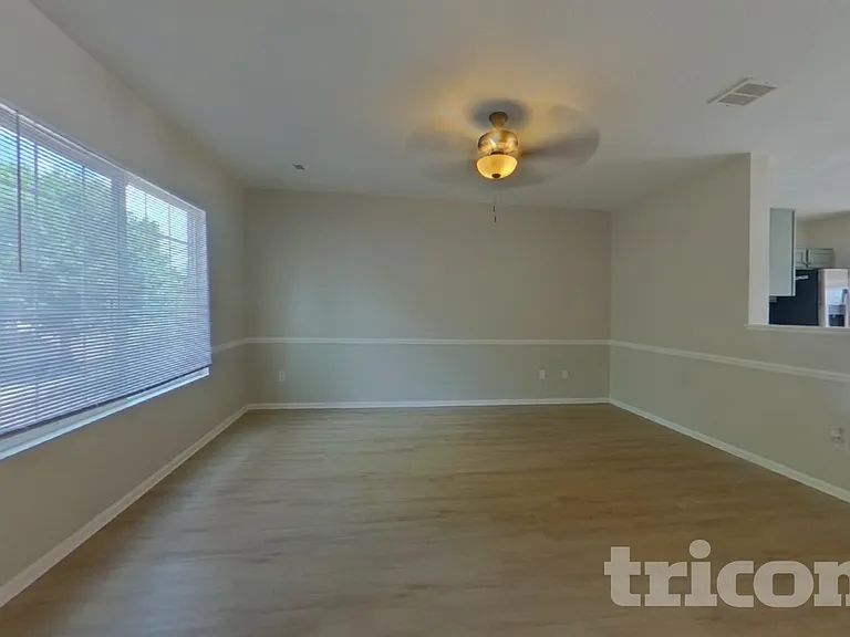 6324 Rockville Dr — Photo 2