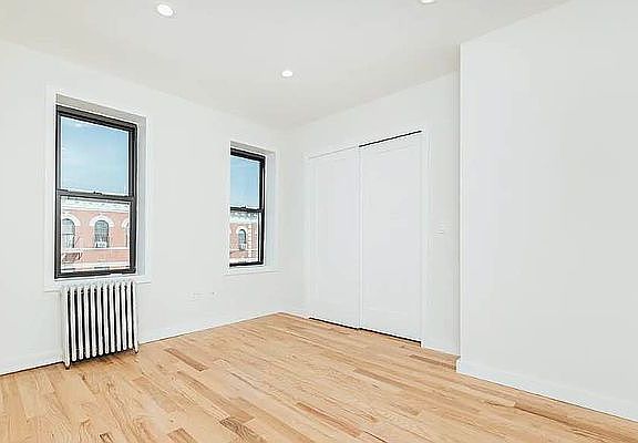 2nd image of 192 Rockaway Ave #3L