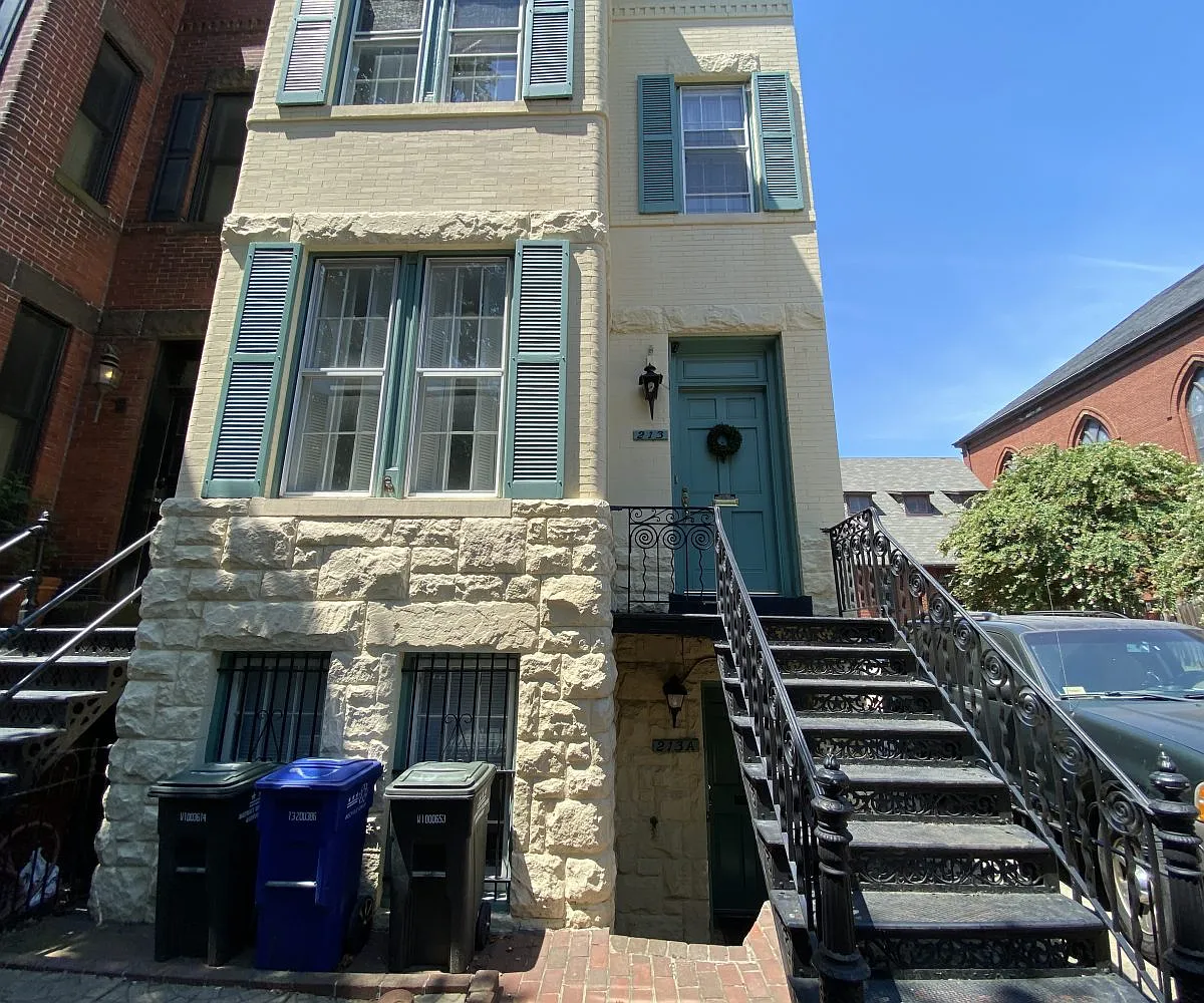1 bed, 722 sqft, $1,895 — Photo 2
