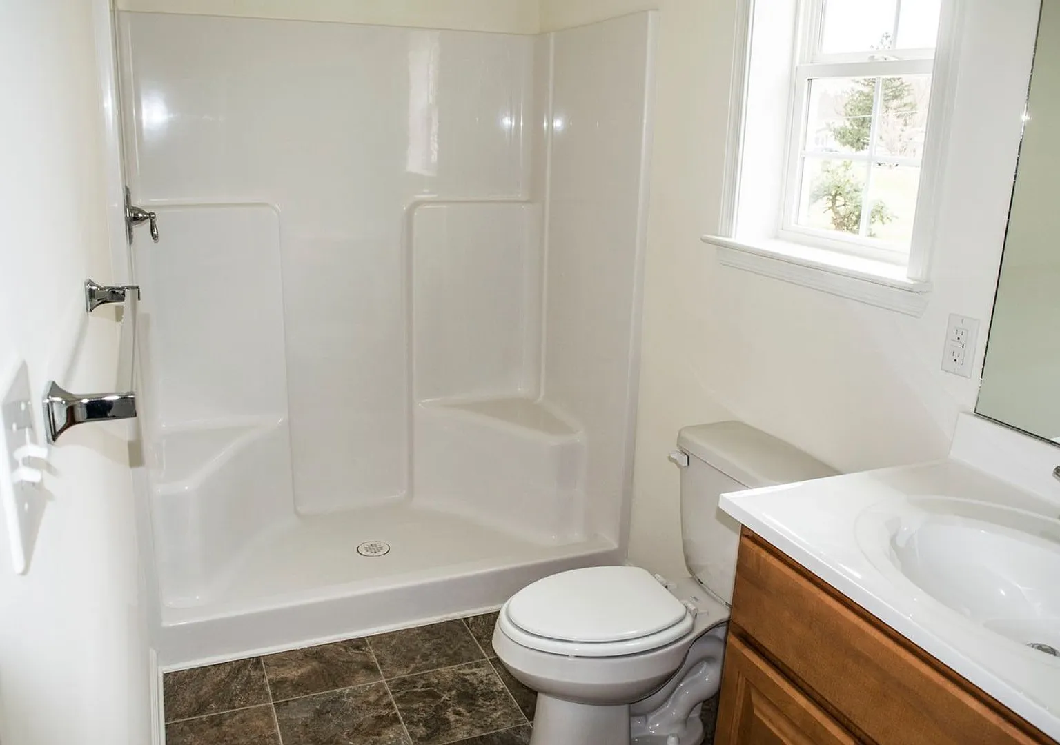 Spacious Rancher in Patriot Village — Photo 3