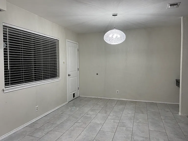6158 Desert Trail St — Photo 9