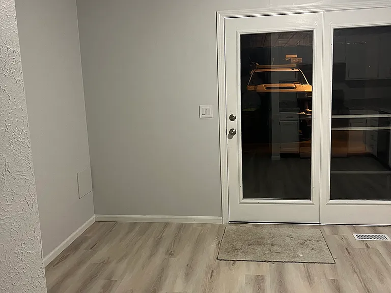 1208 Miller St #1 — Photo 4