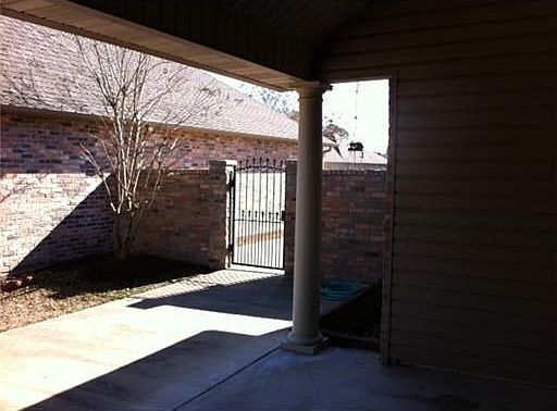 5th image of 874 W Contour Dr