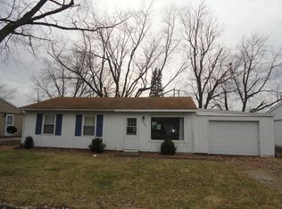 1222 Mount Vernon Dr, Bloomington, IL