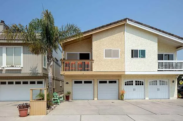 117 La Brea St — Photo 71