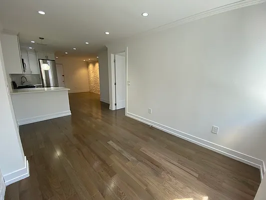 Rented by Stonehenge NYC LLC | media 5