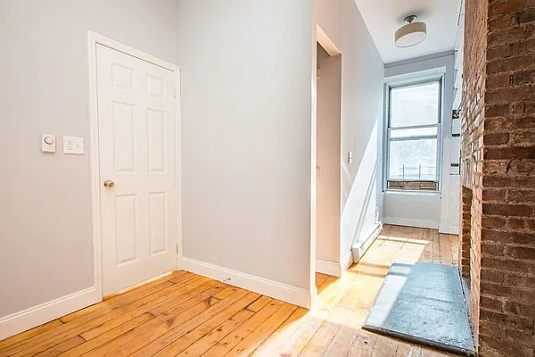 Rented by Metropolitan Property Group | media 15