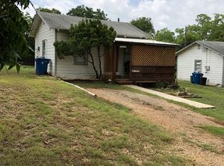 1314 Mulberry Dr, Bandera, TX 78003