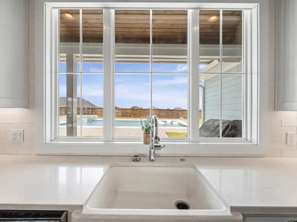 4421 Azalea Way, Midlothian, TX 76065