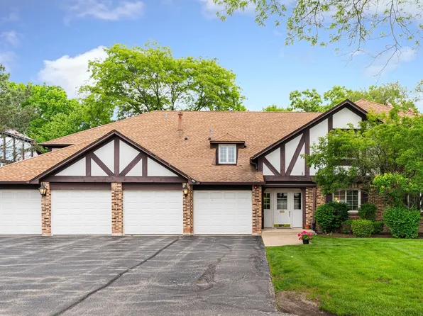 5806 Wolf Rd #B4, Western Springs, IL 60558