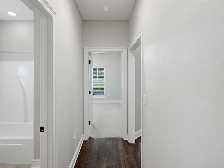 1874 Edge Ave — Photo 32