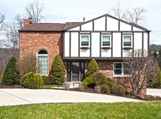 564 Aljo Dr, Pittsburgh, PA 15241