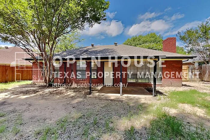 1228 Windy Meadows Dr — Photo 18