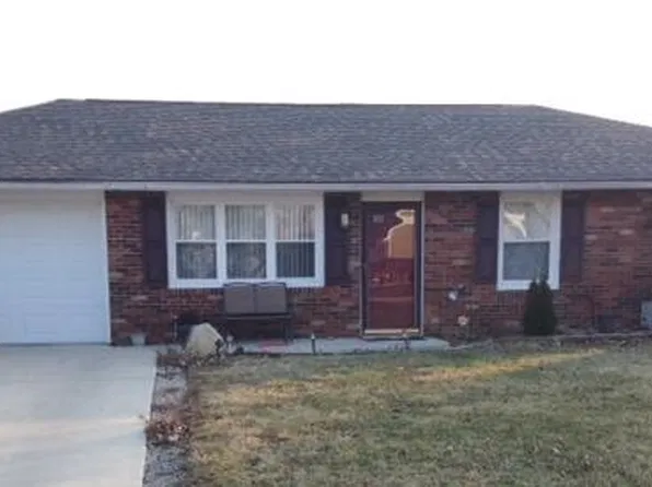 4705 Timbercrest Dr, Columbus, IN 47203