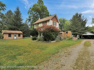 1272 Lawrence Hwy, Charlotte, MI 48813