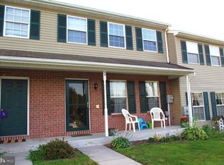 86 Fiddler Dr, New Oxford, PA 17350