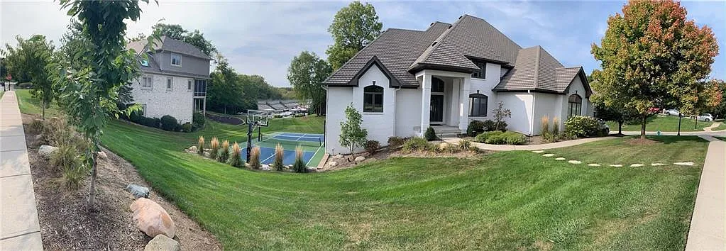8204 Lake Springs Ct photo 1