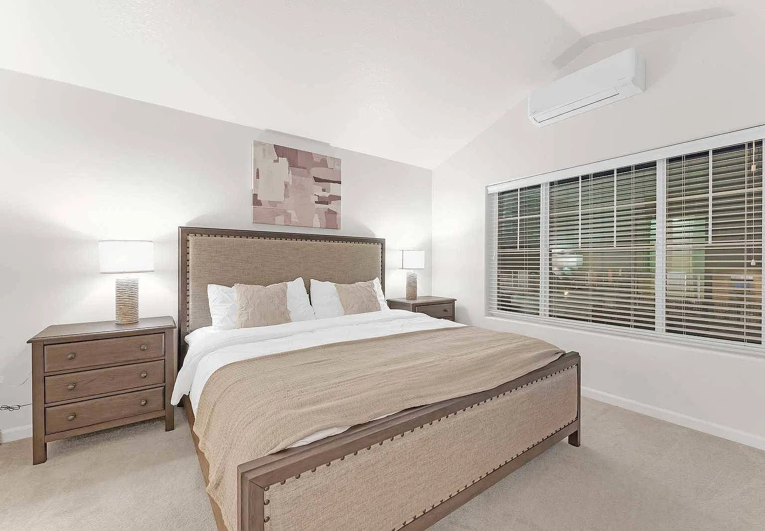 3 bed, 2.5 bath, 1777 sqft, $5,000 — Photo 4