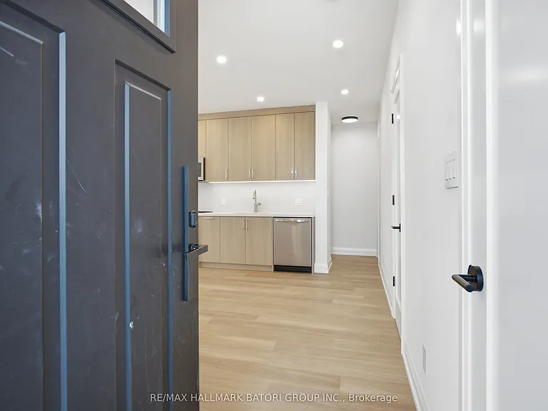 56 Camberwell Rd #2 — Photo 33
