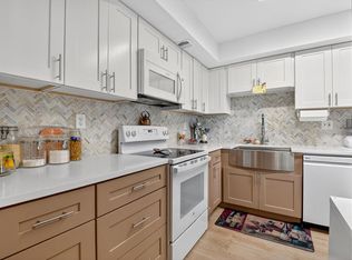 3050 Presidential Way #106, West Palm Beach, FL 33401