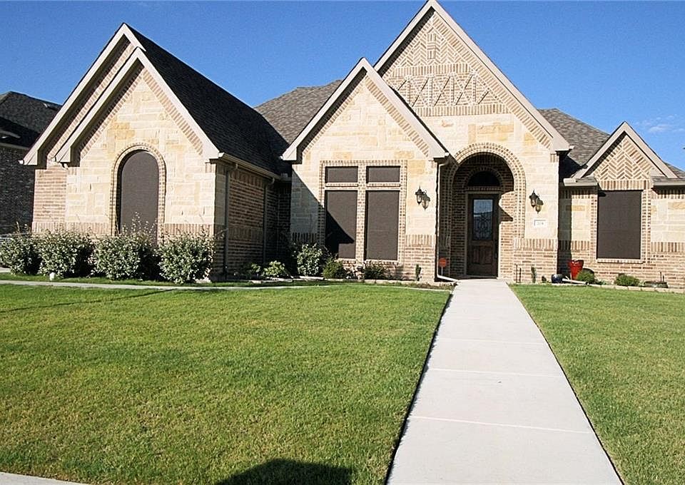 1st image of 204 Northstar Ln