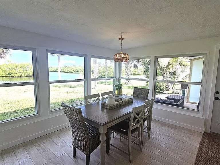 1210 S Maryknoll Rd — Photo 22