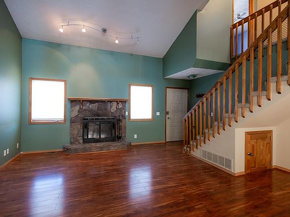 5th image of 17340 Beaujolais Cir