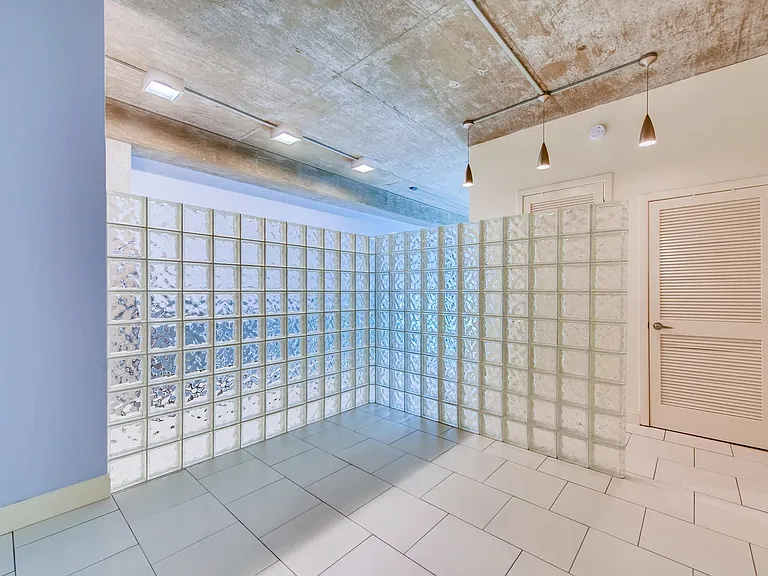 415 Church St #2106 — Photo 15