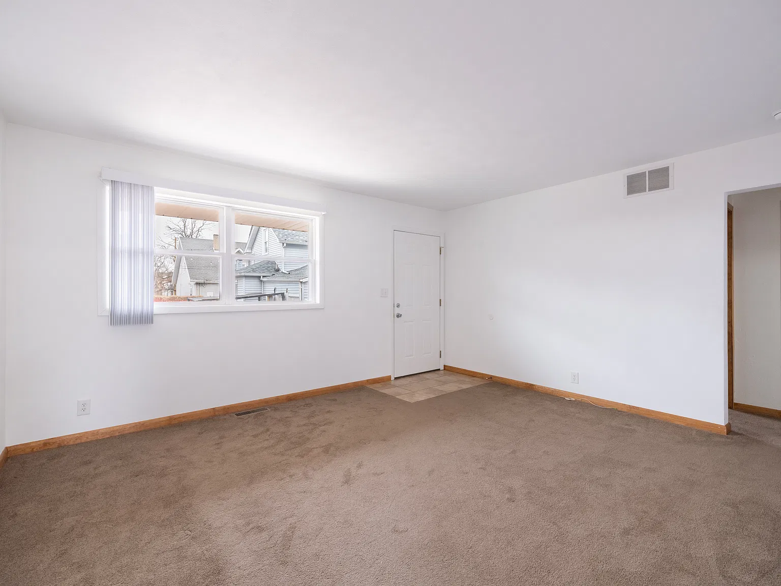 2 bed, 875 sqft, $875 — Photo 3