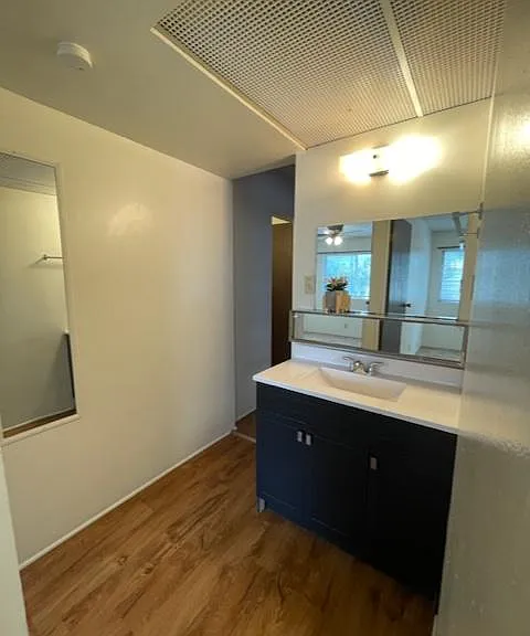 1315 D St #8 — Photo 11