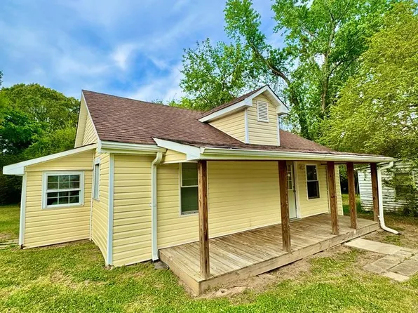 1033 Cowford Rd, Halifax, VA 24558