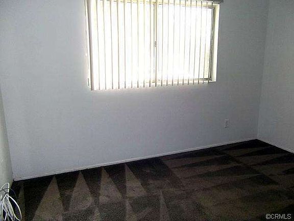 4th image of 14166 Surrey Ct