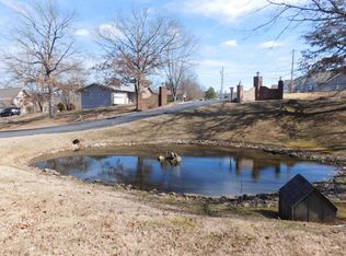 130 Wilshire Dr UNIT 27, Hollister, MO 65672