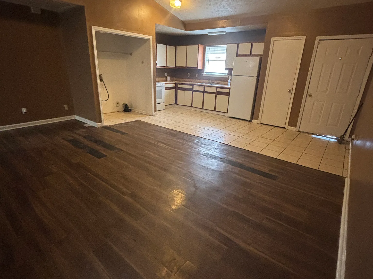 3 bed, 1112 sqft, $1,135 — Photo 3