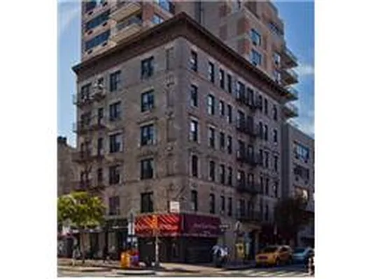 Rented by Douglas Elliman | media 7