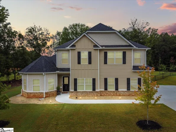 205 Sun Valley Ct, Pelzer, SC 29669