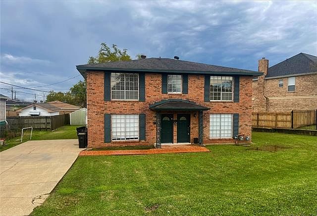1st image of 1210 Park Island Dr