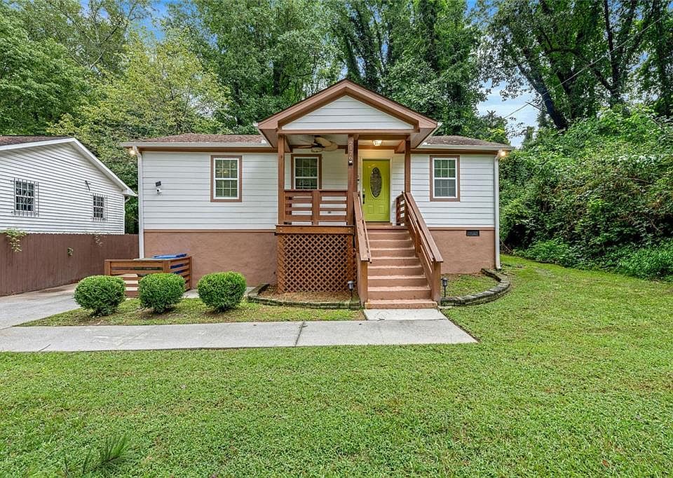 1st image of 2176 Pansy St NW